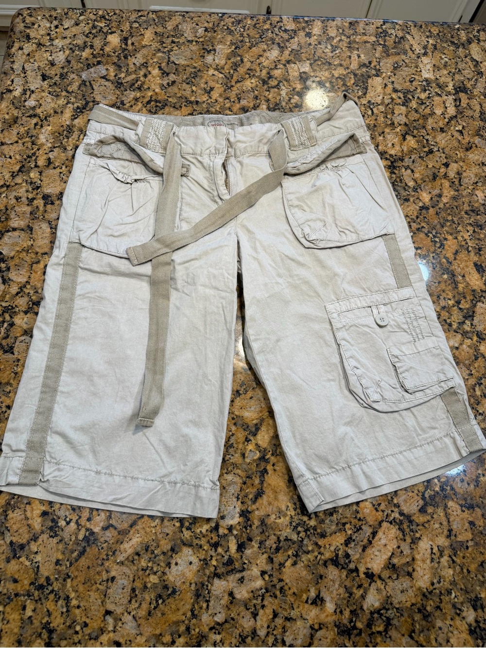Light Beige Women's Cargo Shorts with Utility Belt